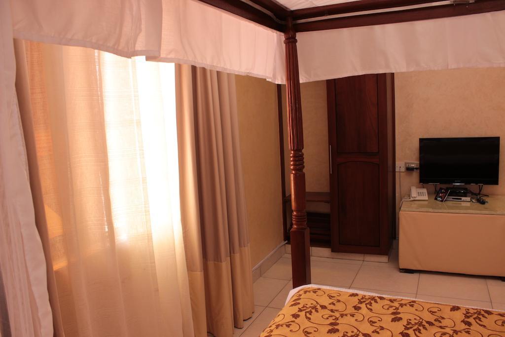 מומבסה Moffat Court Boutique Hotel מראה חיצוני תמונה
